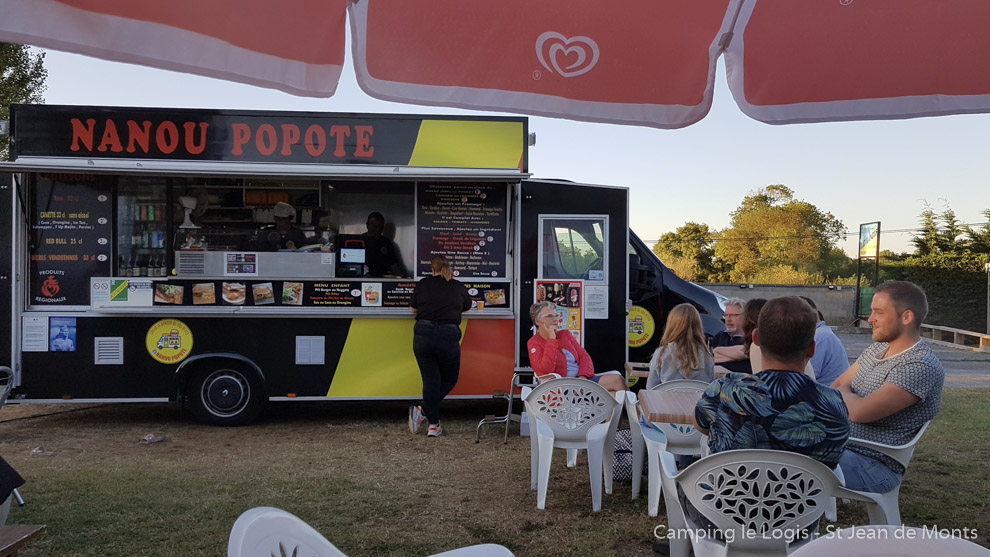 Camping avec restauration food truck