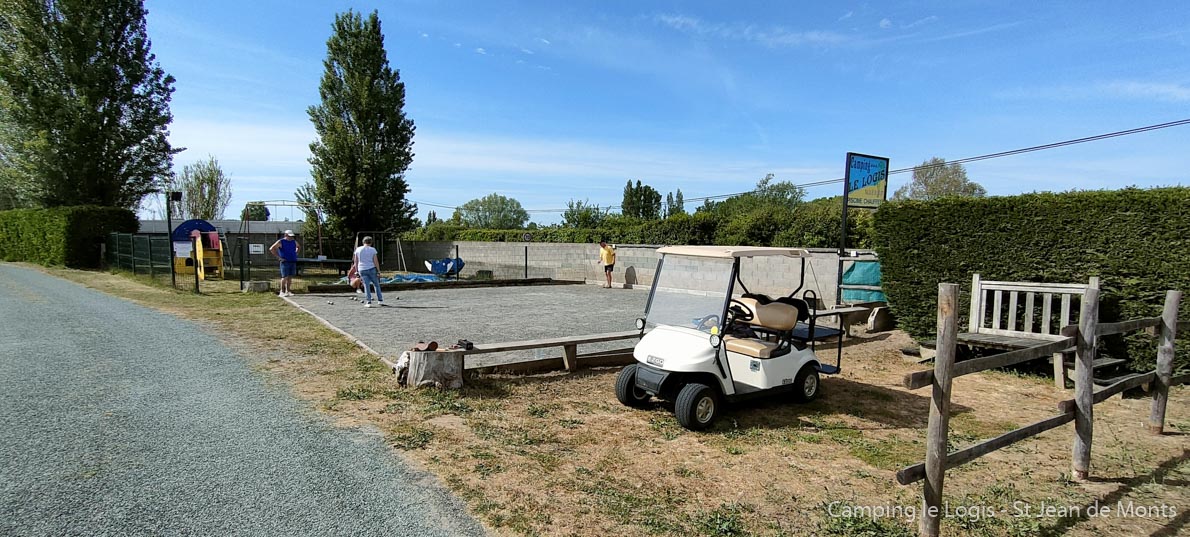 Teerrain de boules